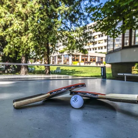 פארק נופש Club 4*