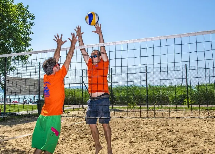 Club منتزه العطل